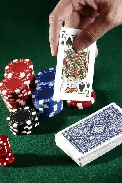 858 bet app
